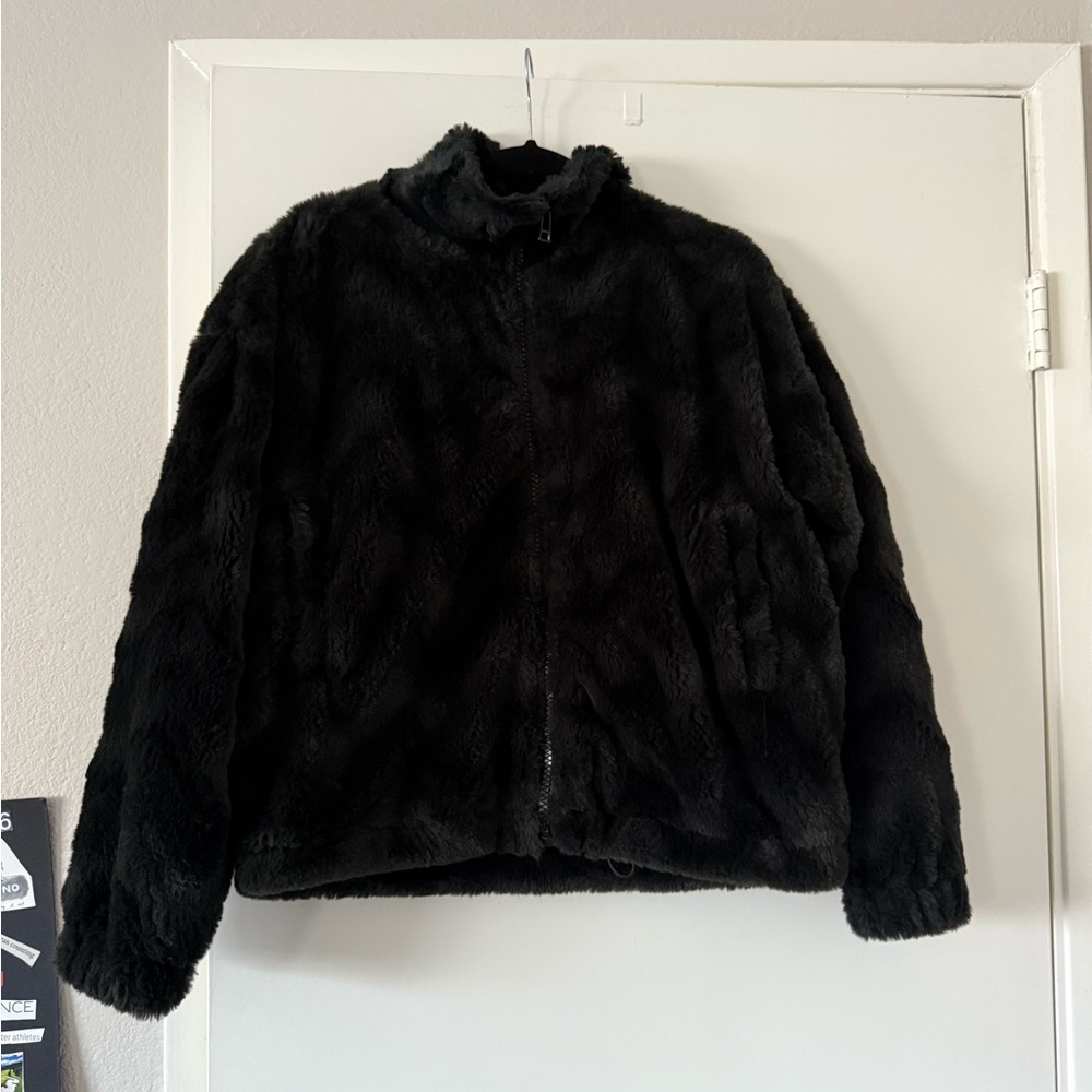 Urban Outfitters Women's Black Faux Fur Jacket